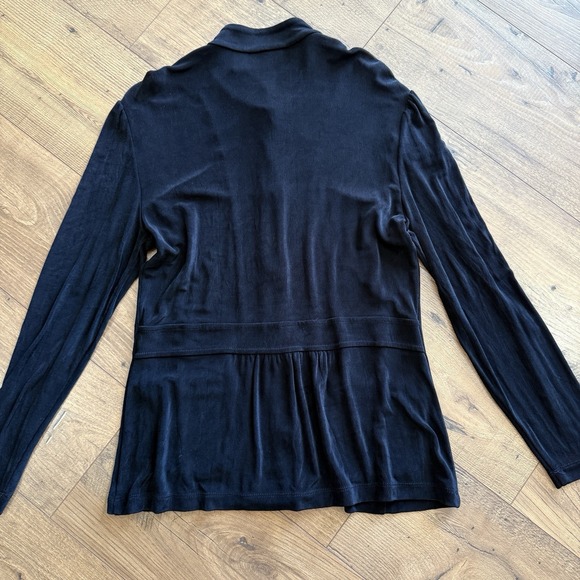 Chicos Travelers Sz 1 M Black Button Down Tunic Cardigan Sweater Top Layering - Picture 3 of 3